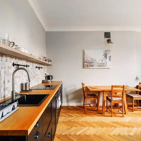 شقة Designer Flat In The Heart Of Old Town